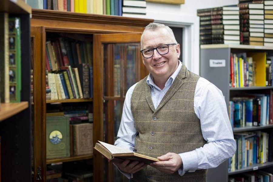 Steadfast Books Steadfast books web