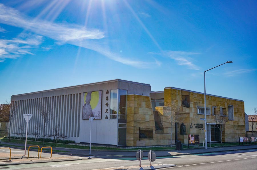 Fo Guang Shan Buddhist Temple (Warren and Mahoney, 2005-2006). Photo courtesy of Fo Guang Shan Buddhist Temple Fo Guang web