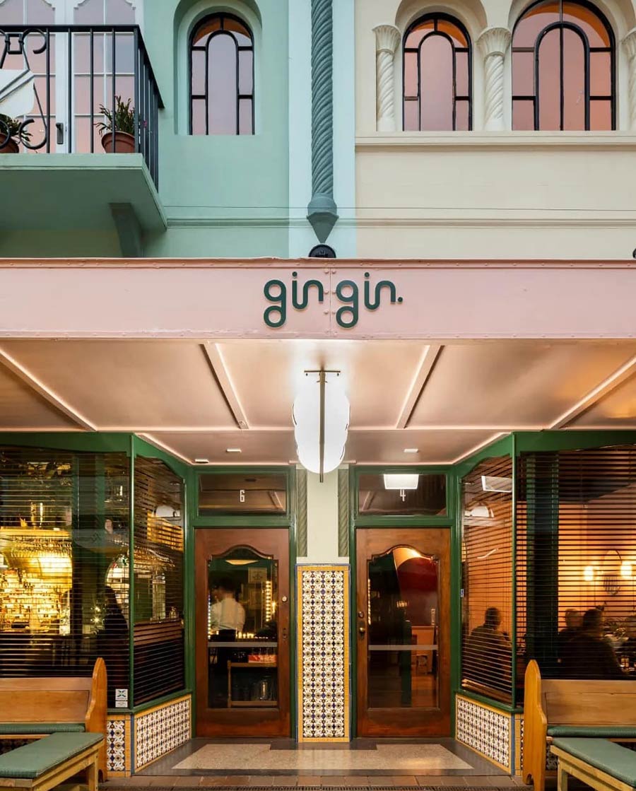 gin gin. Outside Gin Gin