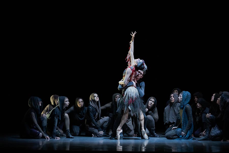 Principals Ana Gallardo Lobaina as The Firebird and Joshua Guillemot Rodgerson as Arrow with RNZB company members. Photo: Stephen A'Court Principals Ana Gallardo Lobaina as The Firebird and Joshua Guillemot Rodgerson as Arrow with RNZB company members