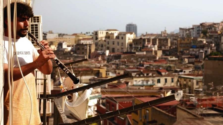 Posso Entrare (An Ode to Naples) posso entare