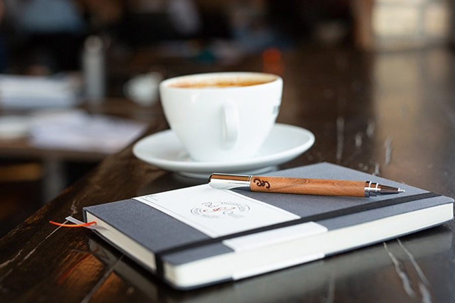 Pad & Quill ballpoint wooden pen holder