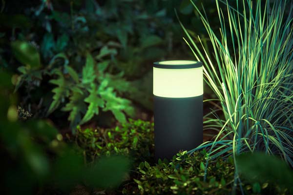 philips-hue-calla-installed-100781797-large.jpg